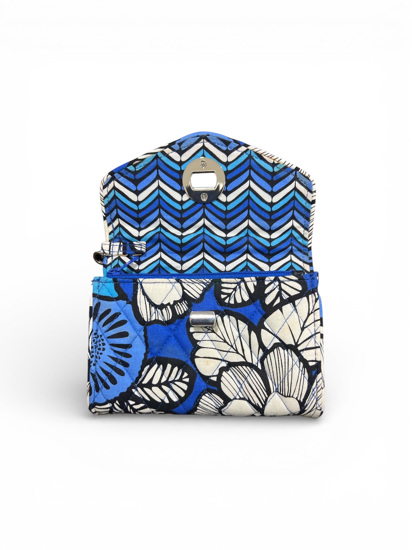 Vera Bradley Twist Lock Expandable Wristlet/Clutch/Wallet Blue Bayou Print