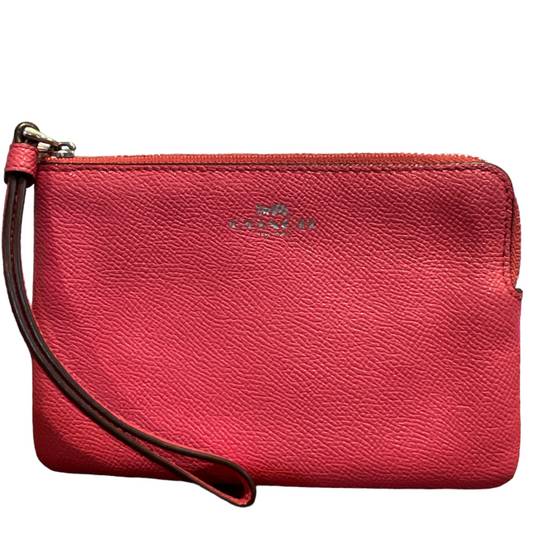 Coach Corner Zip Wristlet in Crossgrain Leather Style F58032